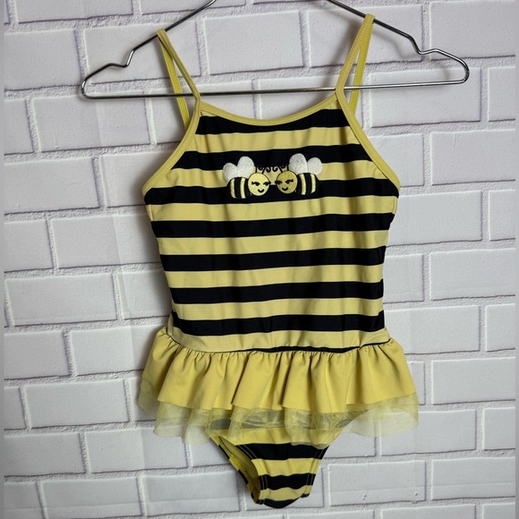 Gymboree
Yellow Girls Bee One Piece Swimsuit - Splish-Splash/girls size 8 - Picture 5 of 10